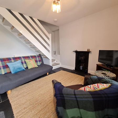 Picturesque 2 Bedroom Miners Cottage Near Bike Park Wales & Brecon Beacons Мертир-Тидвилл Экстерьер фото